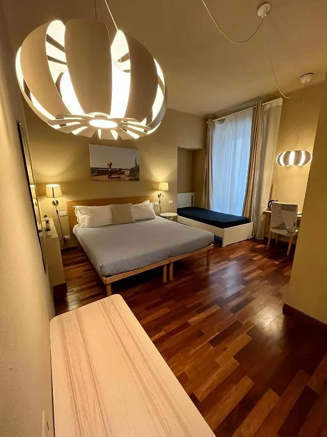 Hotel Mama La Spezia 3*,  Italia